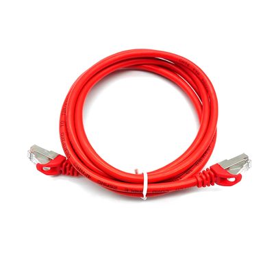 Cable de cable de parche Cat6A RJ45 a prueba de agua con chaqueta de PVC de longitud personalizada para conexiones y aplicaciones de red LAN